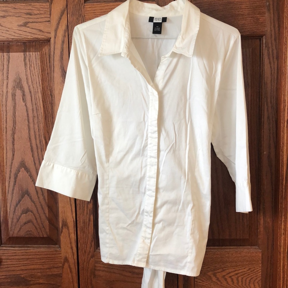White Shirt - Picture 2 of 6